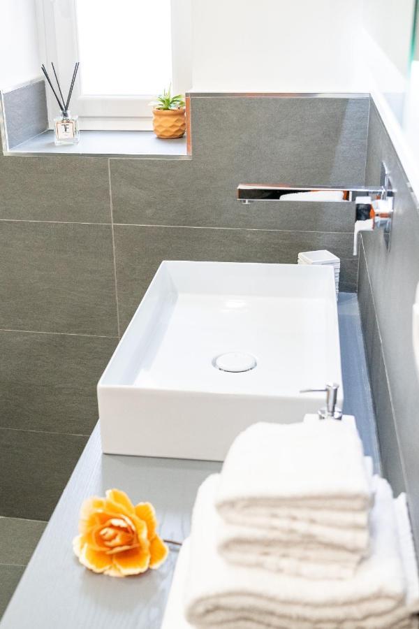 Colours Apartments☆☆☆☆ * San Remo